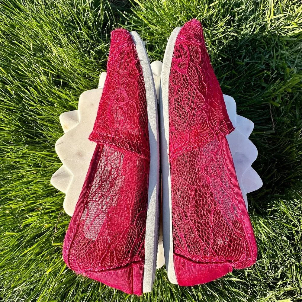 Toms Size 6.5 Shoes Womens Classic Slip On Raspberry Lace Comfort Casual Flats R